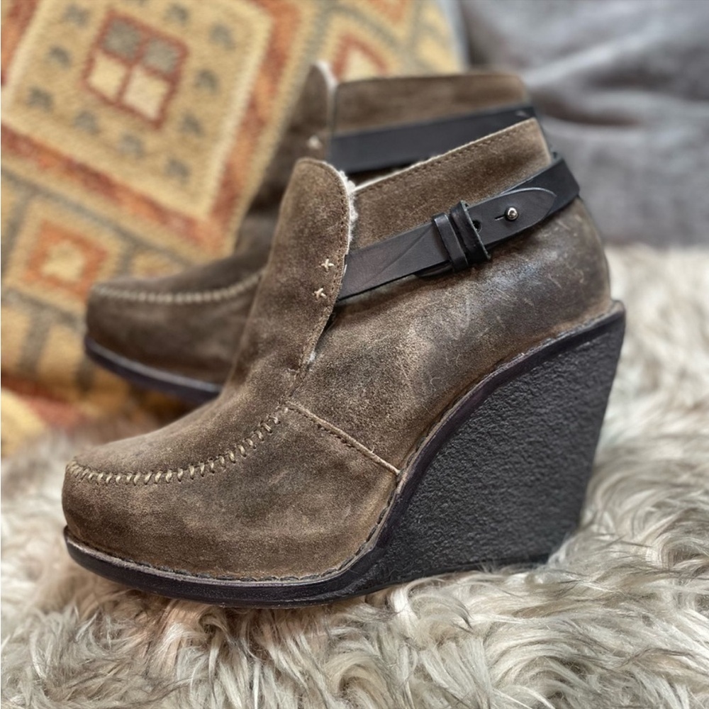Rag and Bone Olive Wedge Suede Sherpa Booties